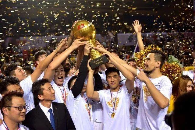 足球技术研究